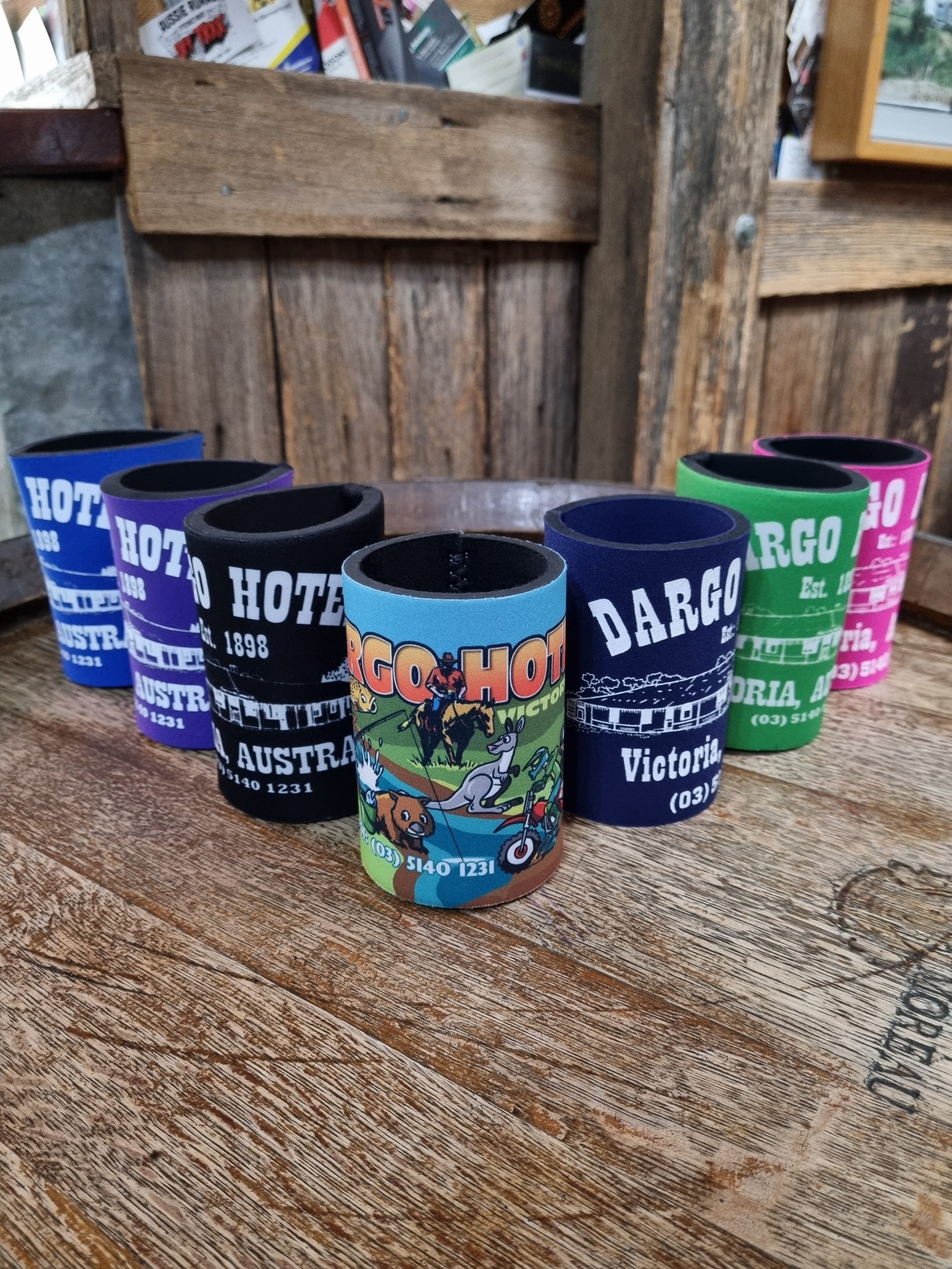 Stubby Cooler Dargo Hotel
